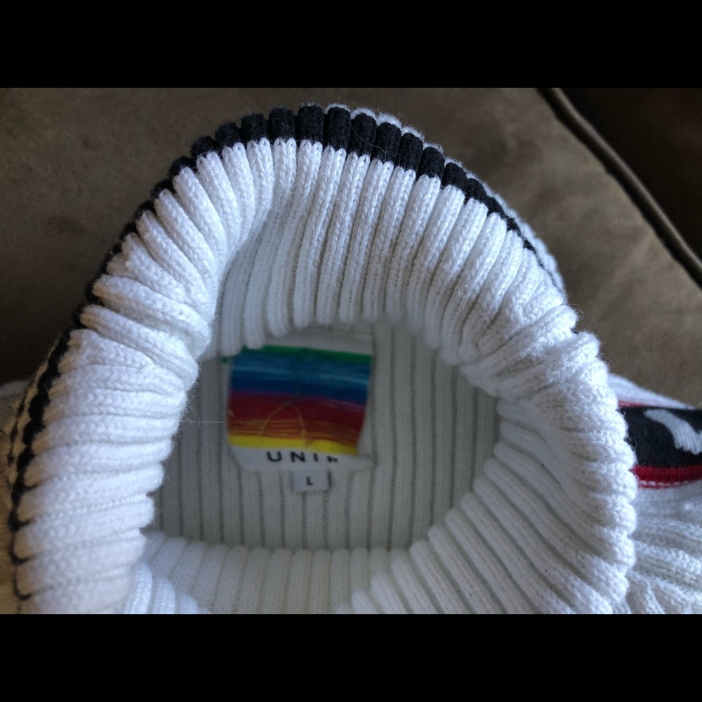 UNIF Cropped Top Badsport White Turtleneck Sweater - Picture 8 of 13